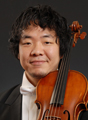 ヴィオラ：鈴木康浩　 Viola：Yasuhiro Suzuki