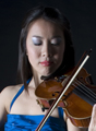 ヴァイオリン：麻場友姫胡　Violin：Yuiko Asaba