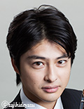 長 哲也